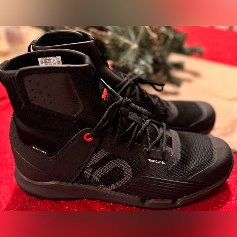 ADIDAS FIVE TEN TRAILCROSS MID PRO MOUNTAIN BIKE SHOES